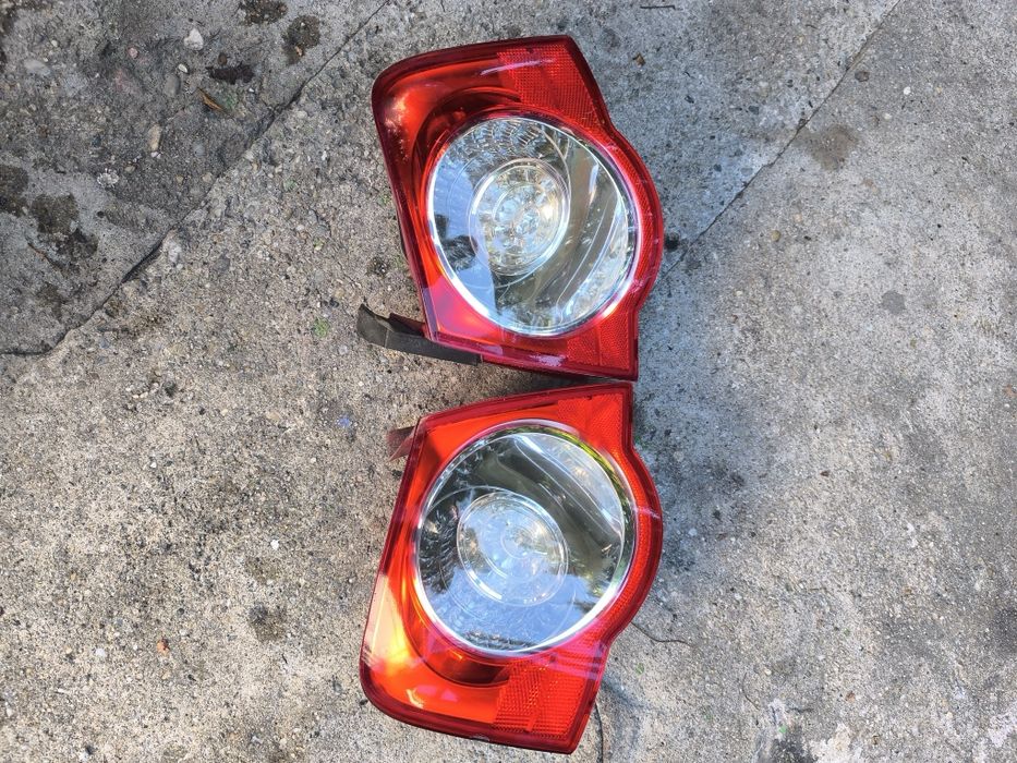 Stop / stopuri / triple Vw Passat B6 sedan