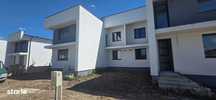 Casa tip qvadruplex cu teren liber 170mp- la ALB