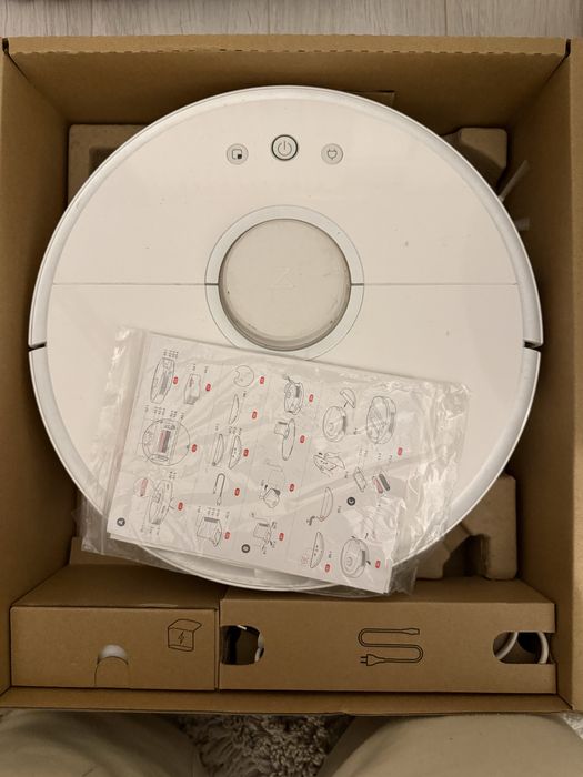 Roborock Q5 robot aspirator