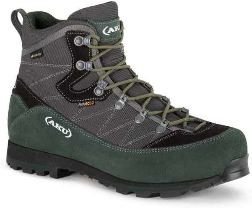 Чисто нови Мъжки туристически Gortex обувки AKU. 42 размер