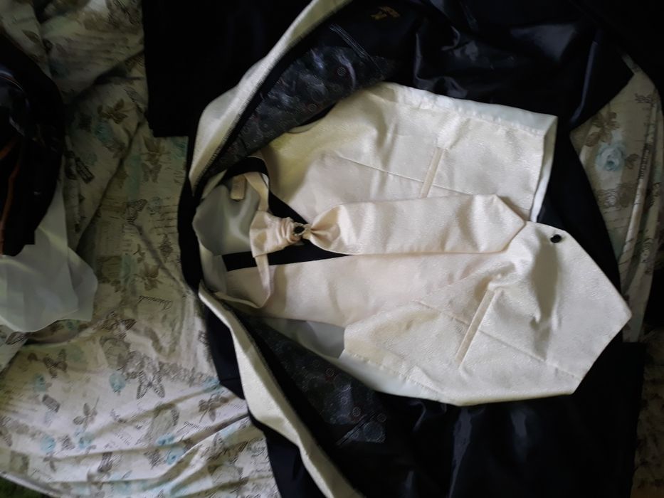 Costum mire, purtat la nunta, in stare ca nou