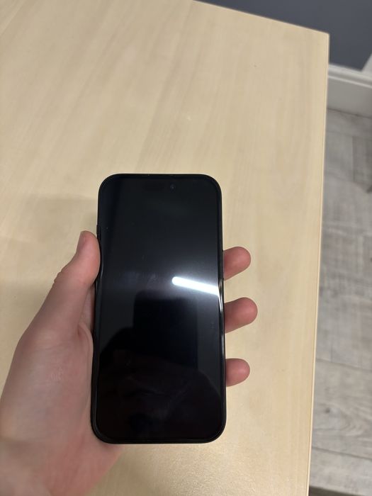 Айфон 15 в идеальном состояний