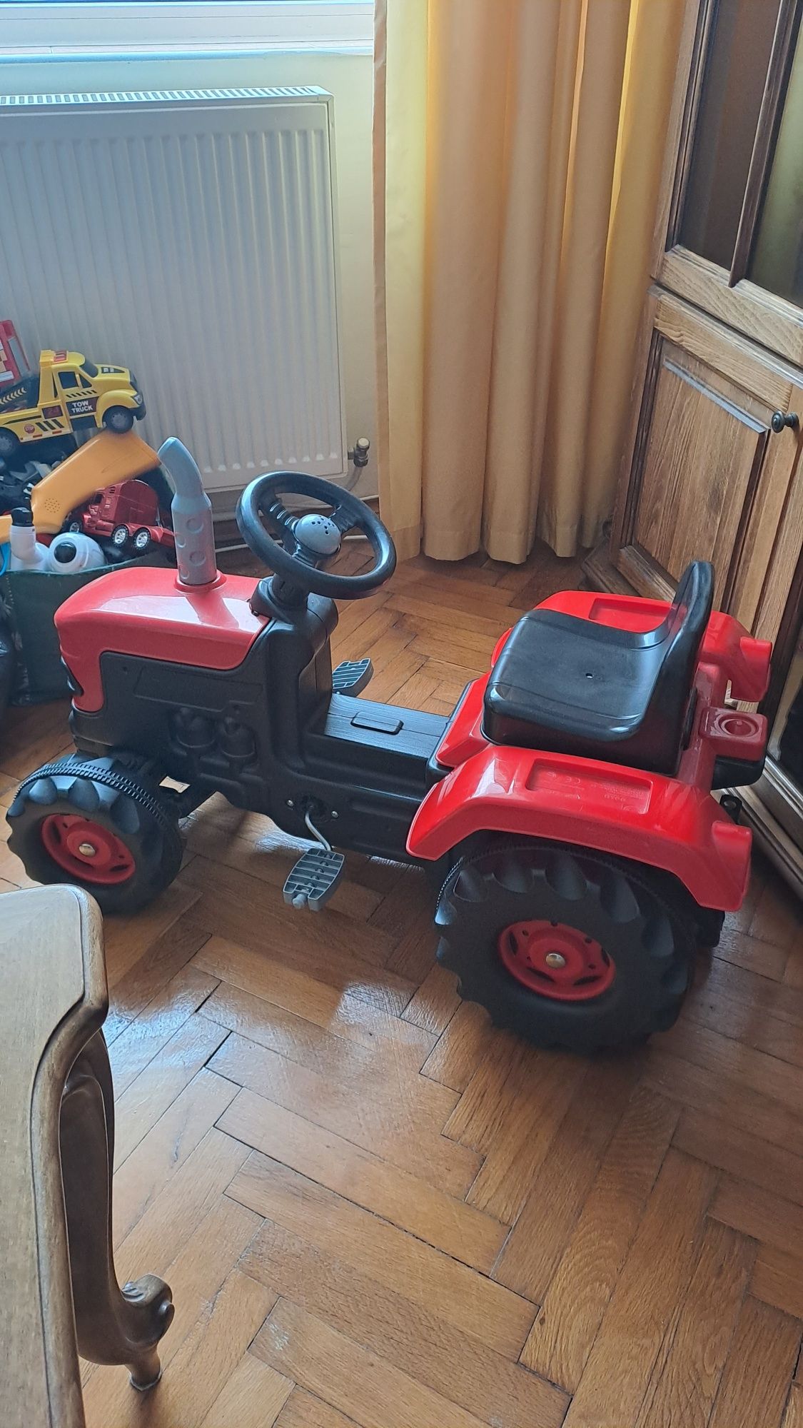 Трактор с педали