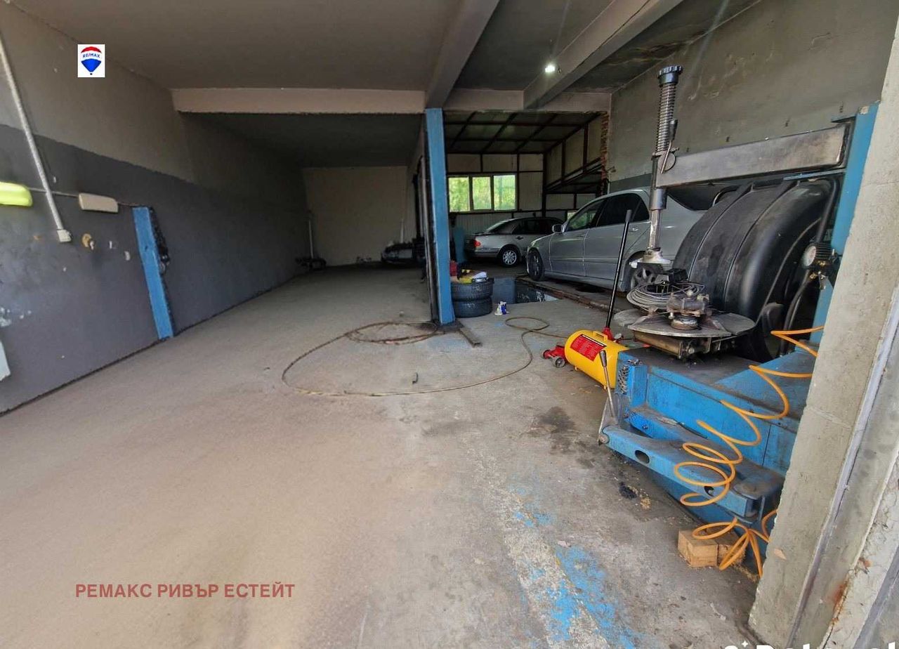 Продава се Промишлена сграда в Русе, Промишлена зона - Запад - 181 кв.м за 1592 €/кв.м - Снимка #12