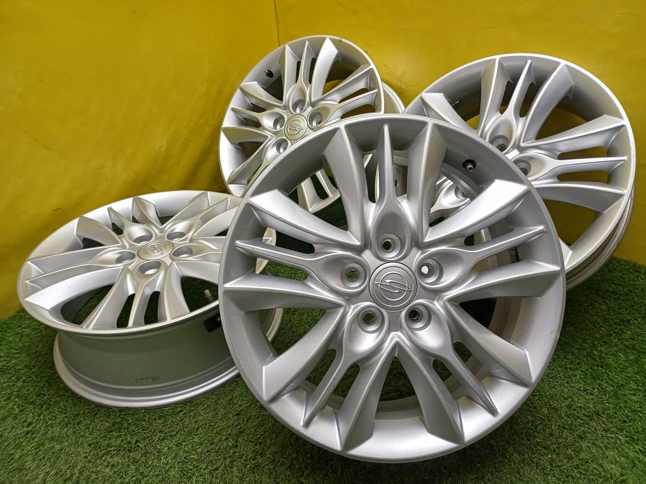 Диски R17 5x112 на Ssang Yong и дркгие.