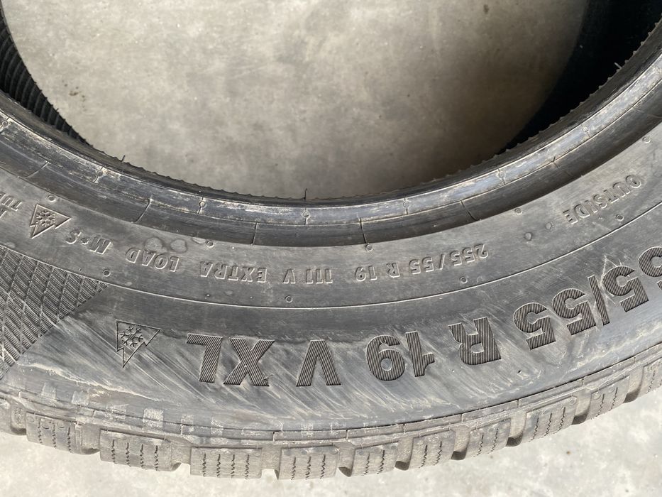 Vand 4 anvelope 255/55/19 continental de iarnă la 6,5mm