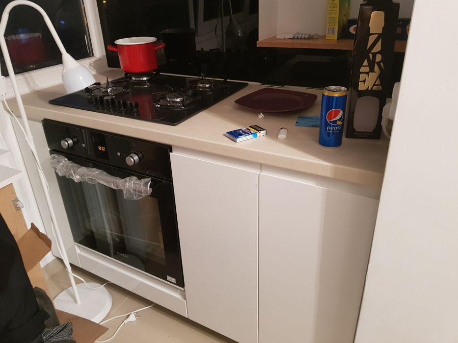 Mobila pe comanda, dupa modelul dvs, montaj mobilier, Tamplar