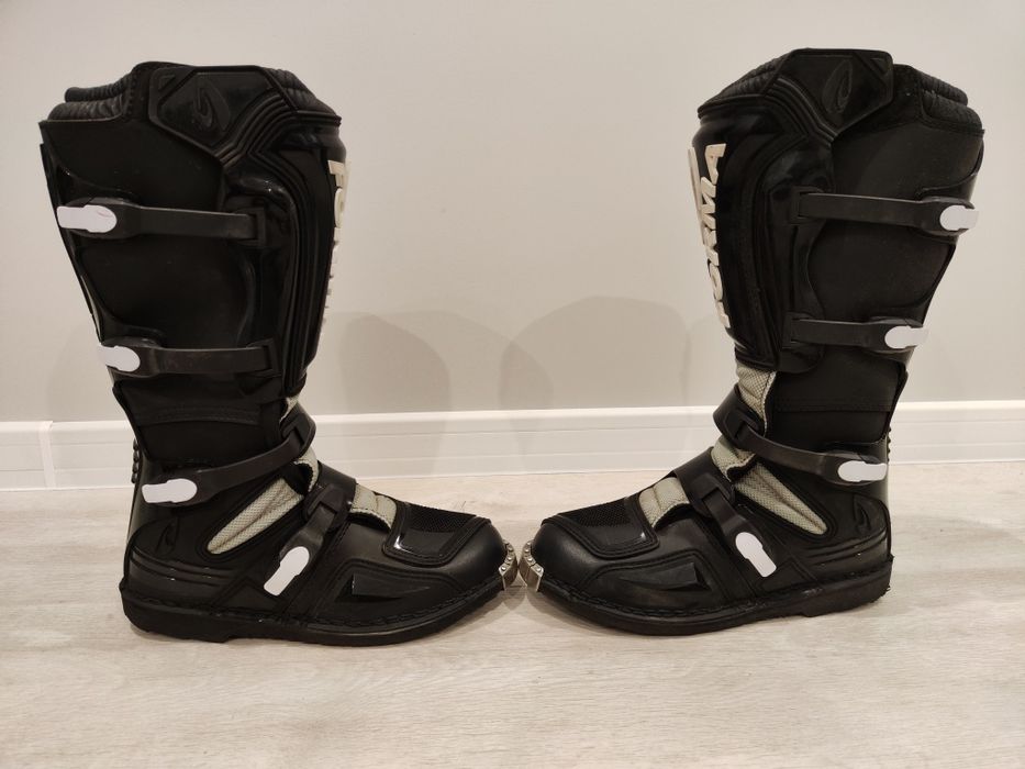 Кросови ботуши FORMA номер 44