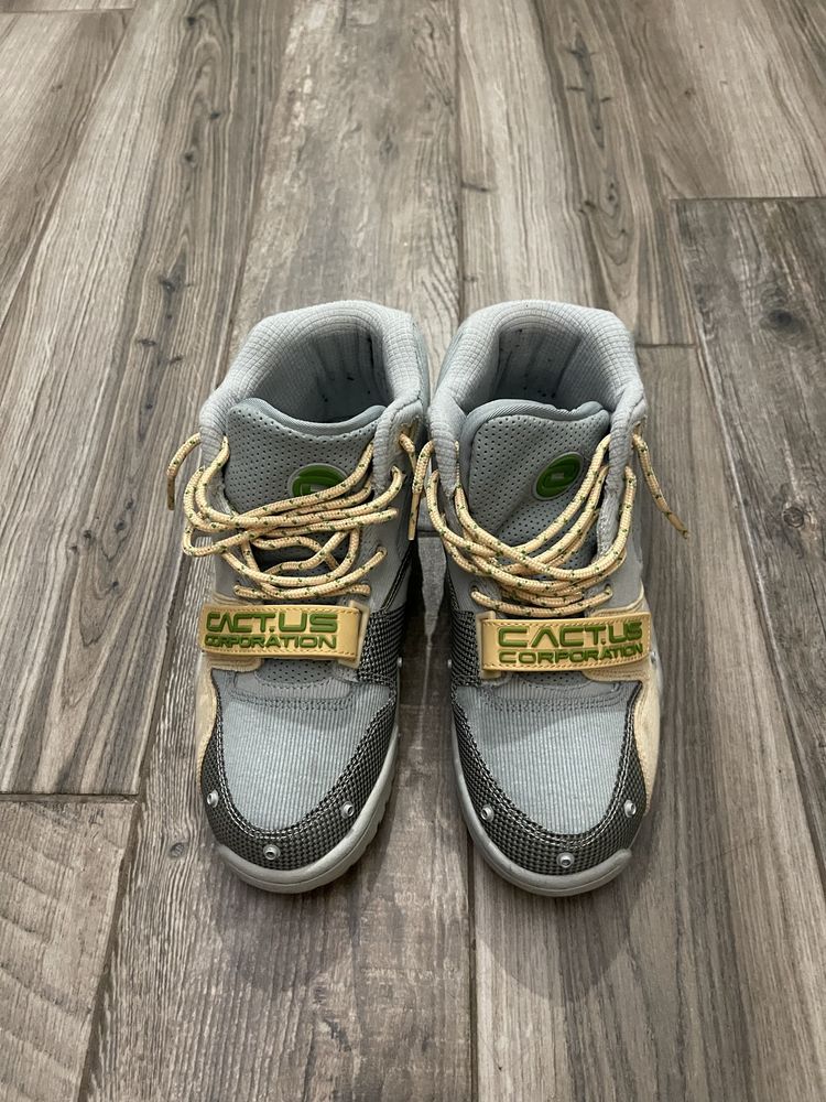 NIKE Travis Skott обувани два пъти