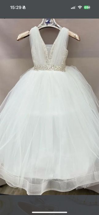 Платье нарядное на 5 лет