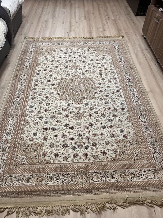 Продам ковер натуральный шелк 1,53*2,30