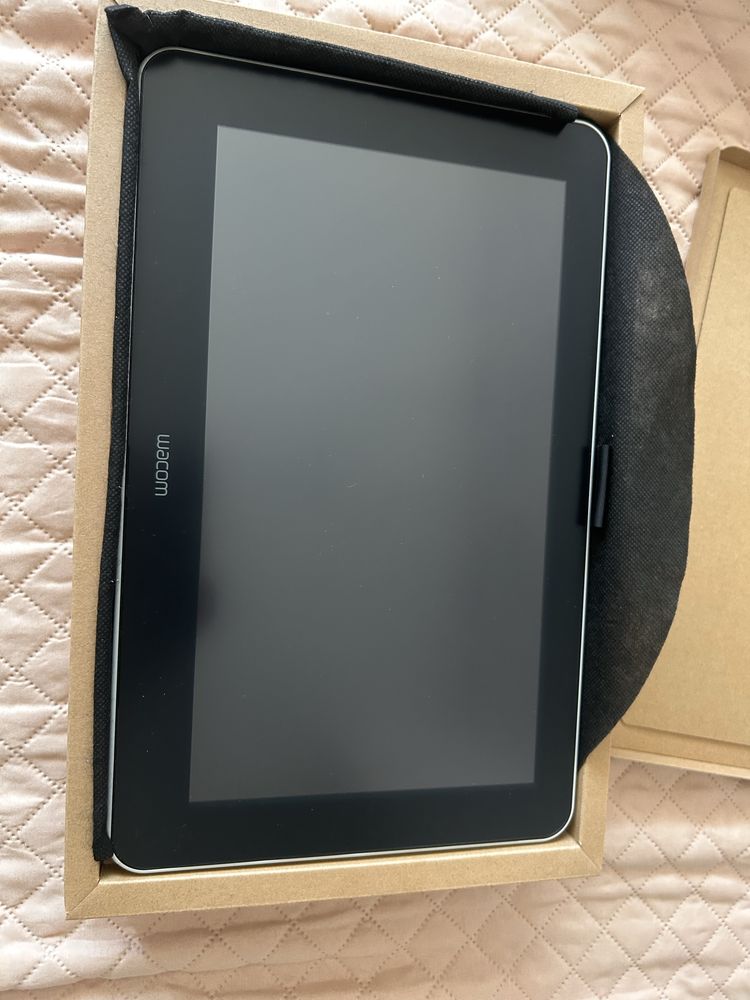 Wacom One Creative Pen Display