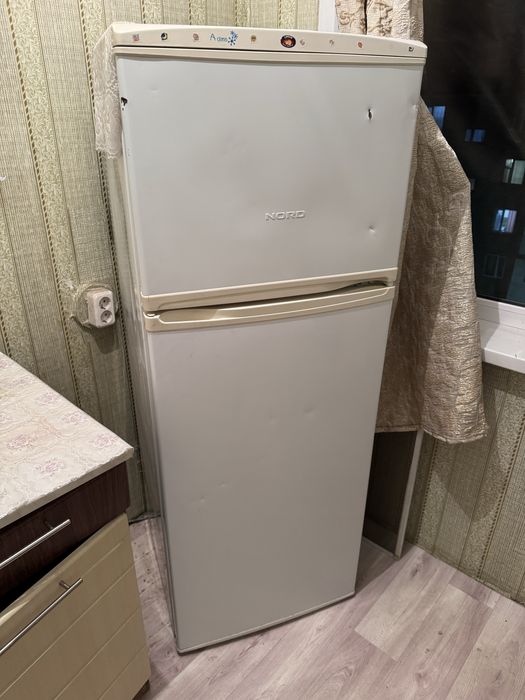 Холодильник рабочий