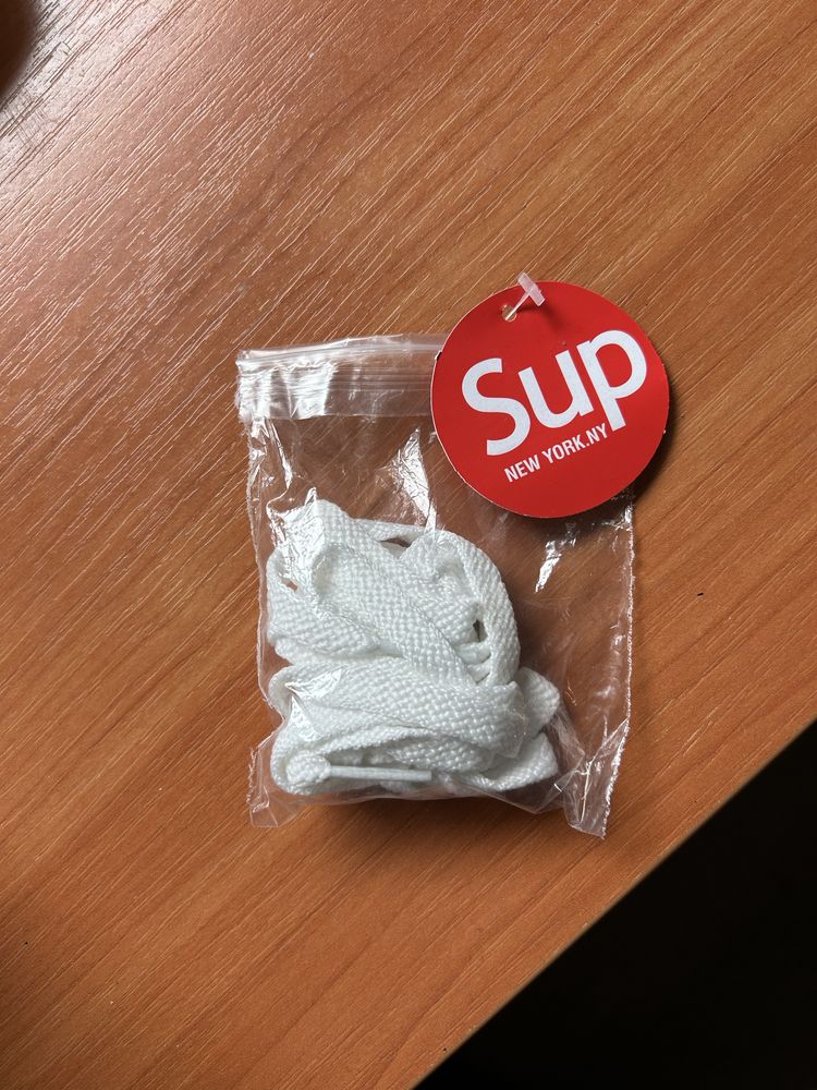 Маратонки Nike Supreme