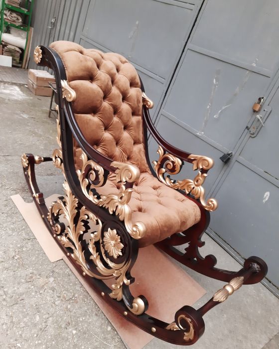 Mobilier  sculptat manual stil clasic baroc