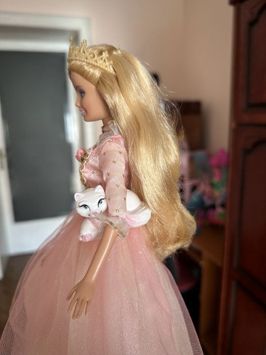 Papusa Barbie din filmul Princess and the Pauper