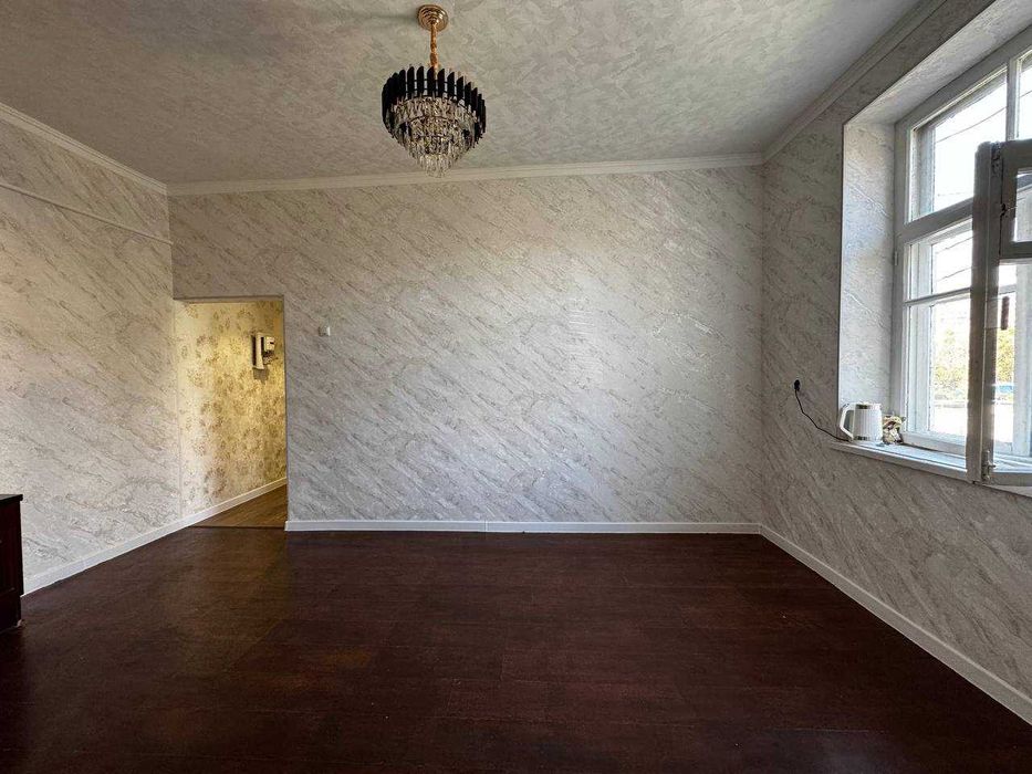 Срочная продажа! 2/2/2 Парк Фуркат. 43м2 Балкон 3/3. Косметика. Кирпич