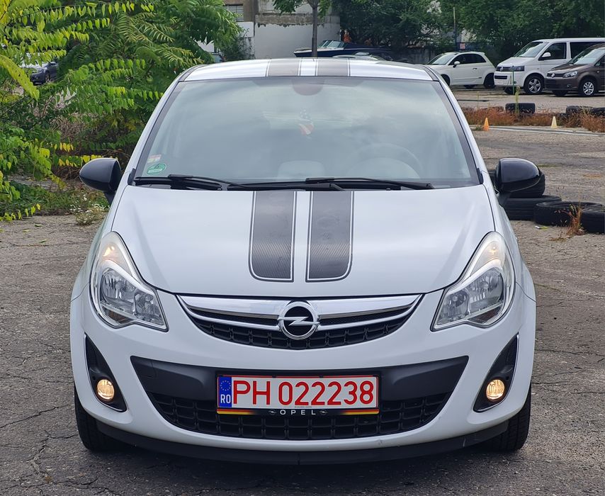Opel Corsa * 2012 * Automată * 1.2 Benzină MPI - 85 CP * Euro5 * Navi