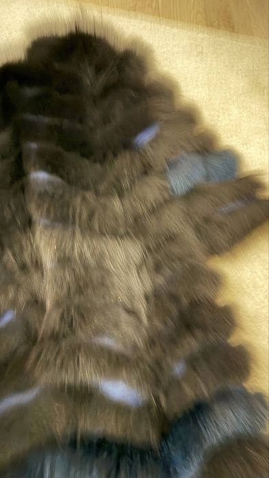 Палто от естествена кожа на лисица