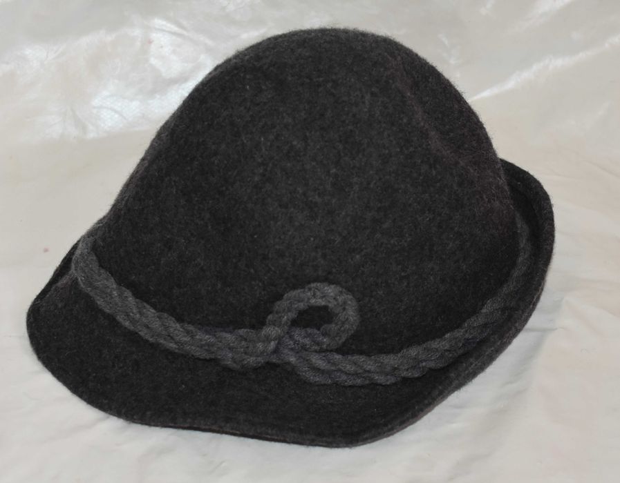 Palarii de barbati din lana si Piele