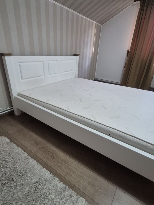 Pat matrimonial 160×200 cu saltea