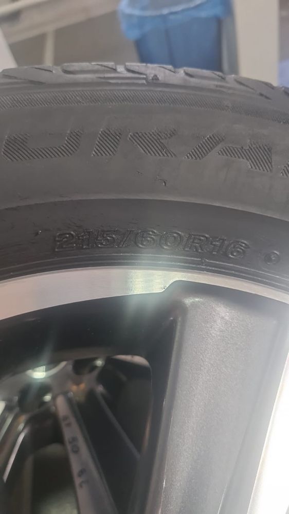 Титанка с резинам 215/60R16