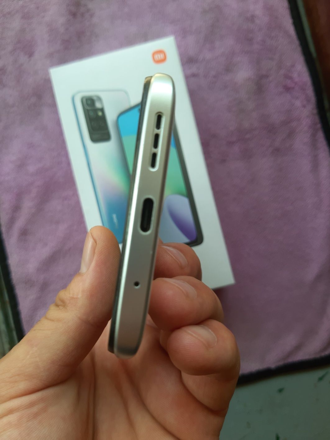 Redmi 10 ideal plus xolatda karobkadan ochilgandek tiribdi