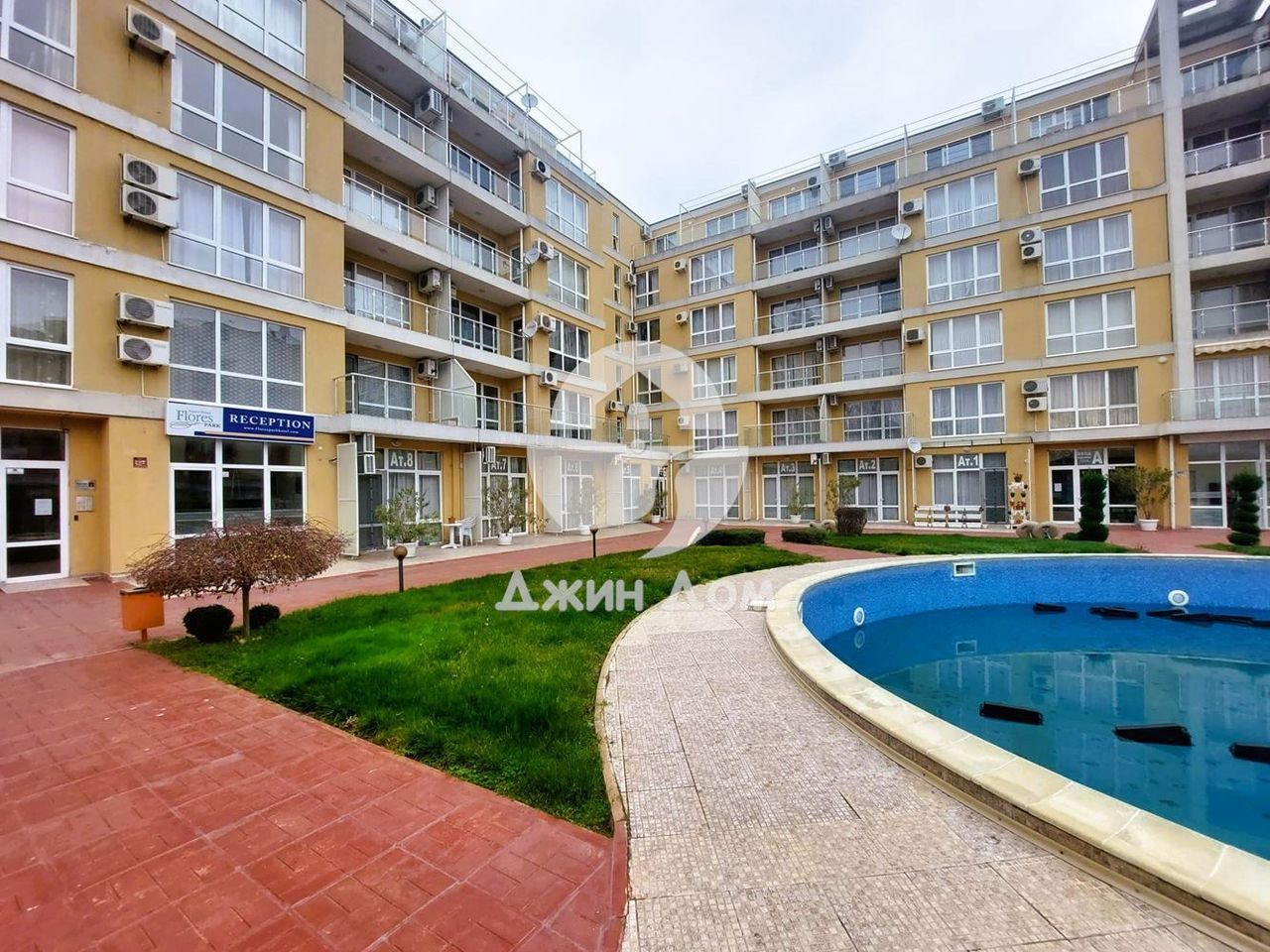 Продава се Тристаен апартамент в к.к. Слънчев бряг - 106 кв.м за 953 €/кв.м - Снимка #11