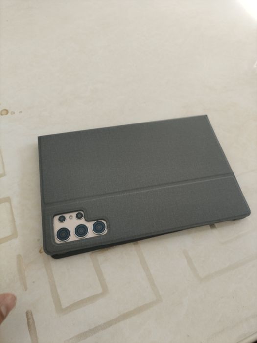 Planshet неделю исползовал