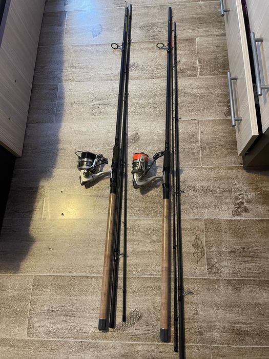 2 lansete ocupă custome blak 3.90 la 120 g plus mulinete epic feeder