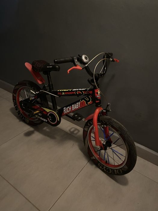 Vand bicicleta pentru copii