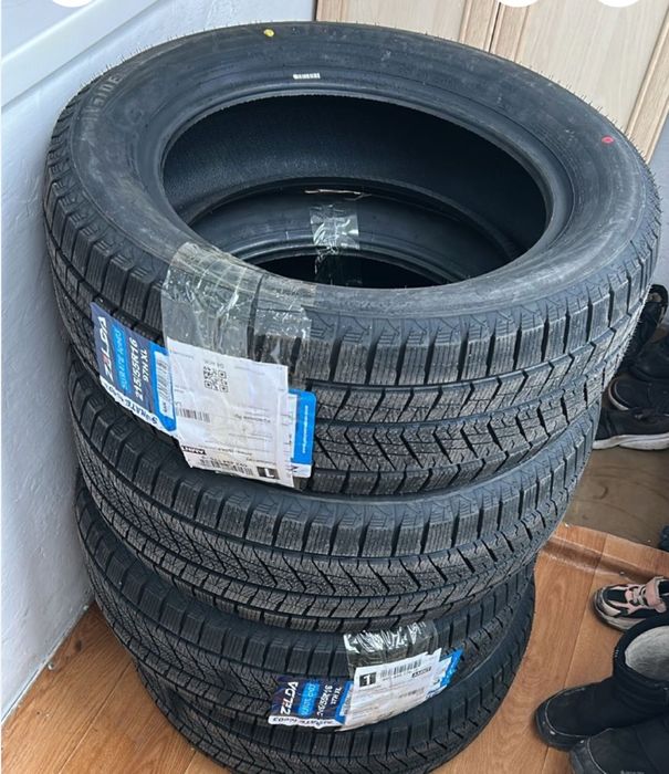 Продам резину R16 215/55