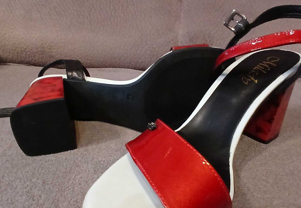 Дамски сандали висок ток - нови