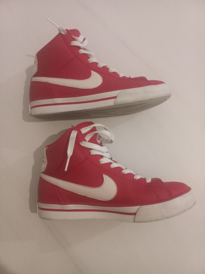 Ghete piele Nike marimea 36,5