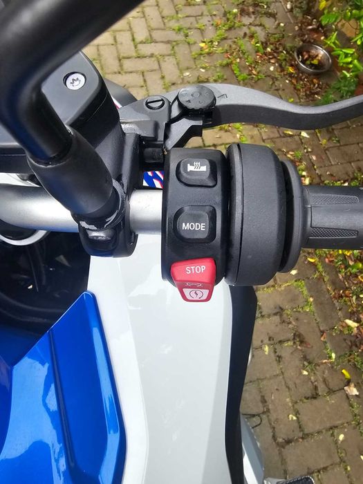 Motocicleta BMW 750 GS