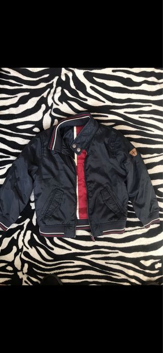 Geci +vesta baieti 4-5 ani 50 lei setul