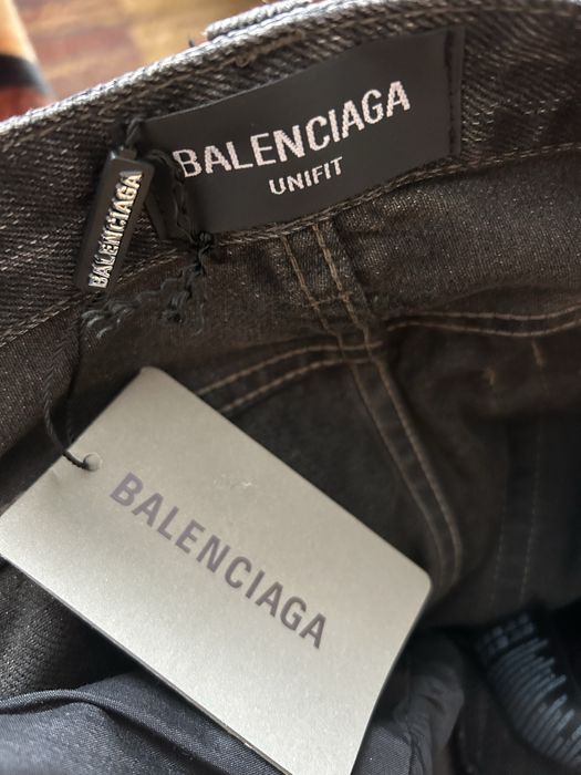 blugi flared balenciaga