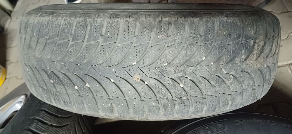 Jante de aluminiu cu tot cu cauciucuri!