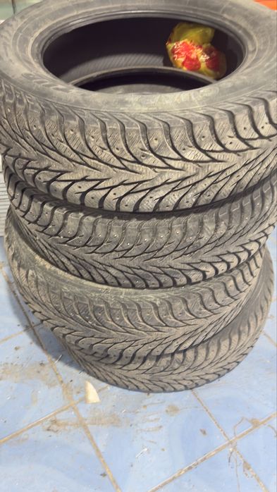 Зимние покрышки р 17