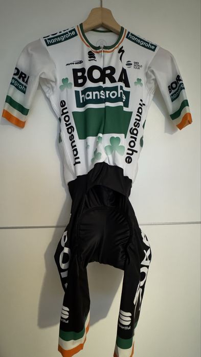 Echipament ciclim Sportful Bora Specialized