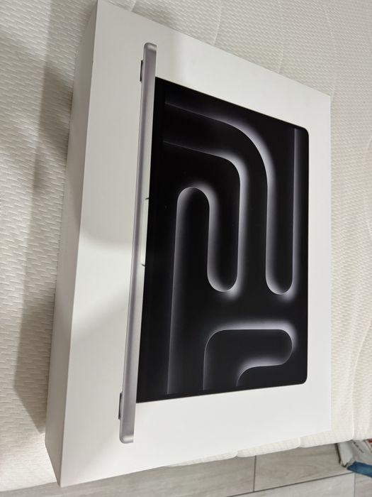 Cutie Macbook Pro 14