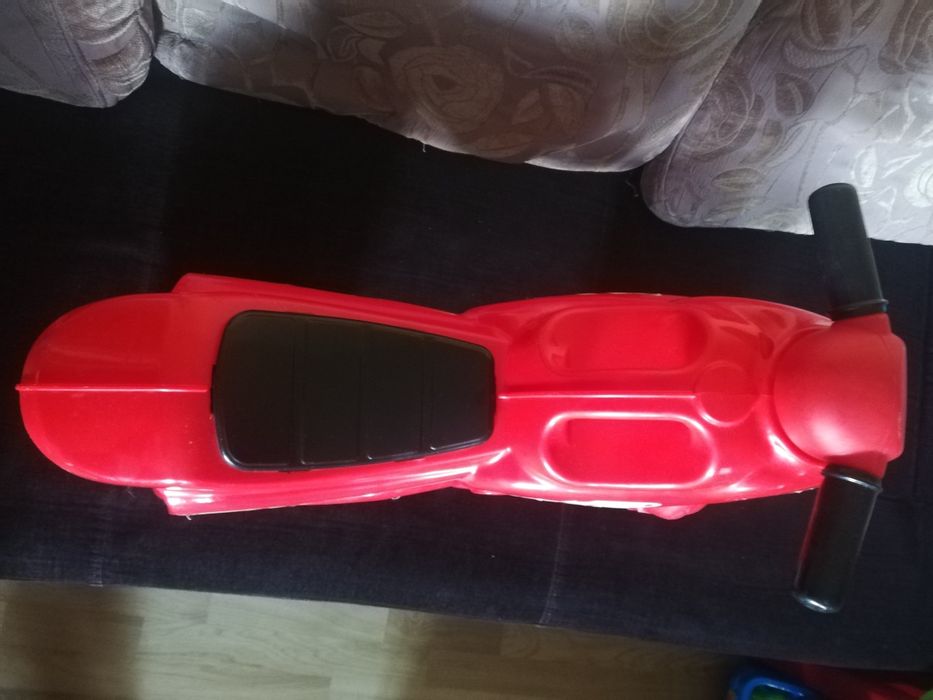 Motocicleta fara pedale