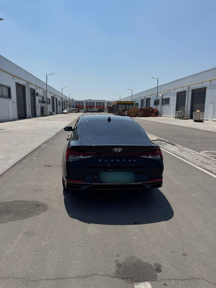 Elantra 2021 yil 2 pozitsa