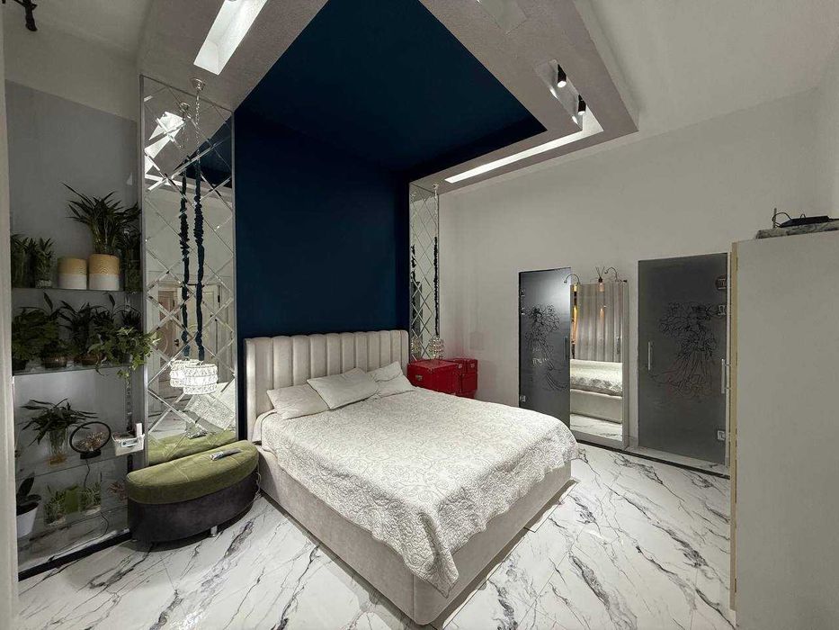 Продаётся дом в центре города с развитой инфраструктурой 2 сотки