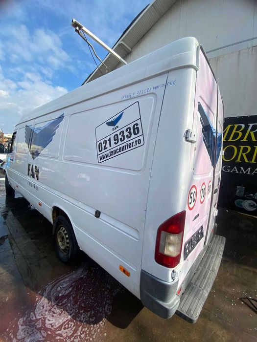 Dezmembrez Mercedes Sprinter W903 313CDI 2.2/2.7 CDI Usa/Capota/Far