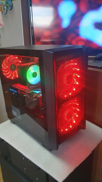 Calculator unitate gaming Ryzen 5 1600Af 16gb ddr4 ssd RX 580 4gb 256b