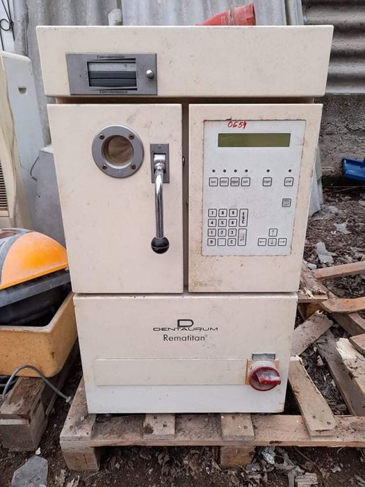 Златарска и зъботехническа машина