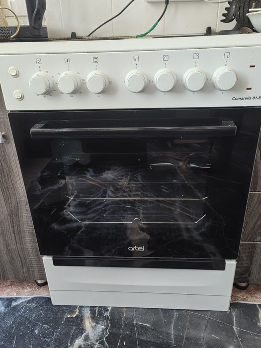 Продам электро плиту