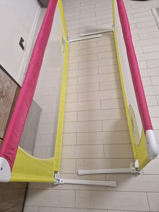 Bariera de protectie pentru pat, Wunderkid, 150x58 cm, Multicolor