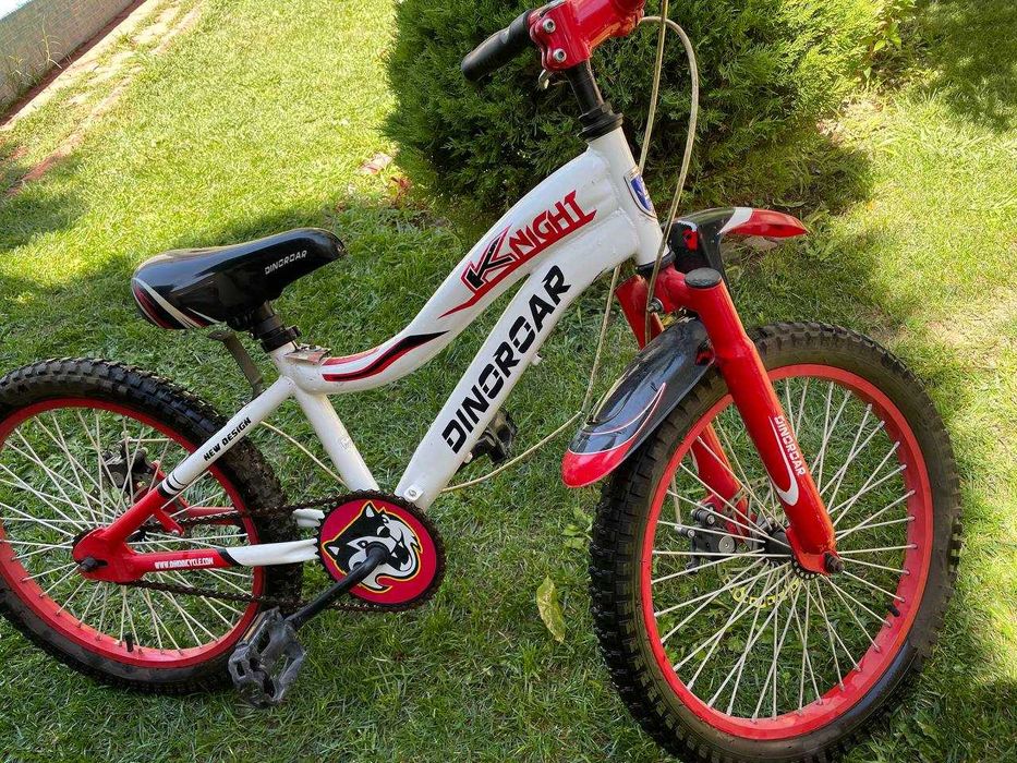 детский велосипед, красно-белый